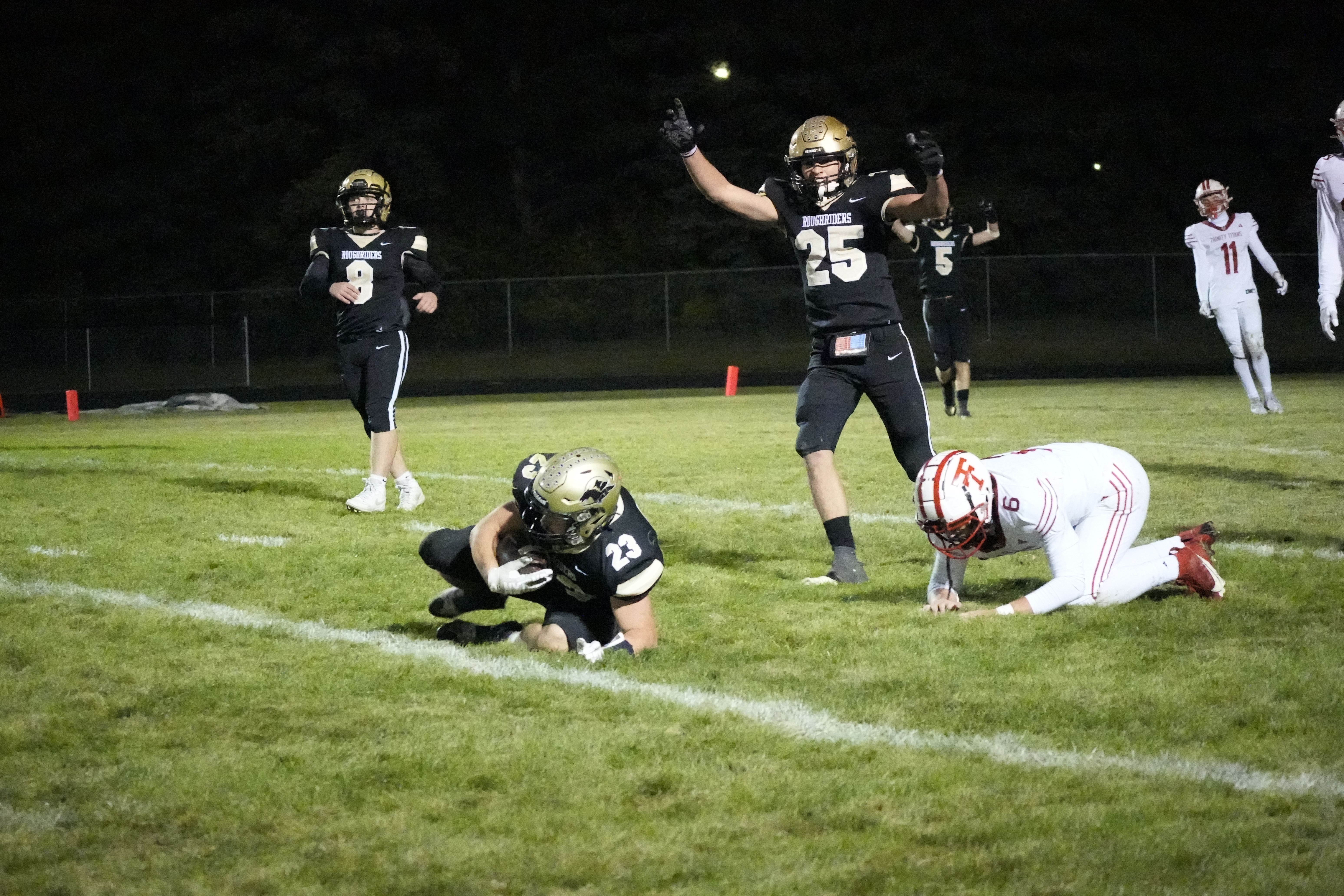 Roughriders beat Dickinson Trinity, earn home playoff opportunity